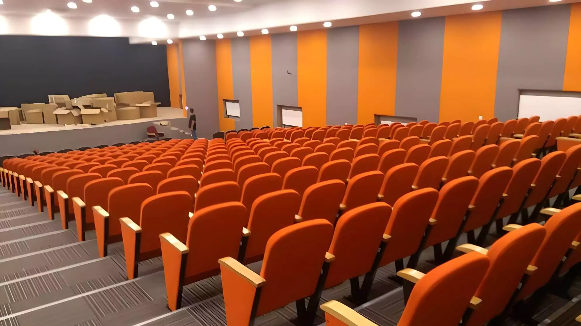 Our luxurious leather conference chairs provide a professional and sophisticated look for this executive boardroom. Image